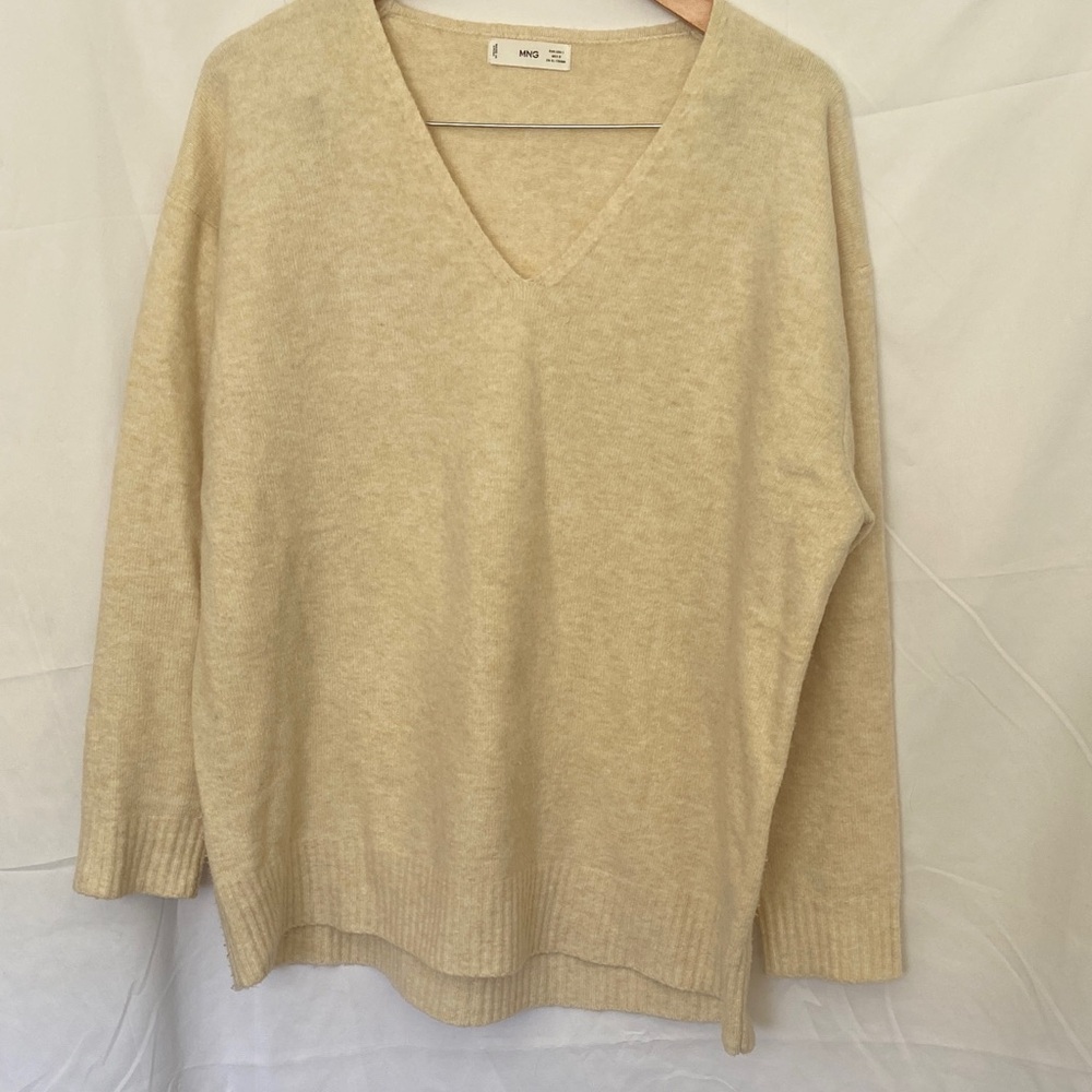 Mango Cream V-Neck Sweater